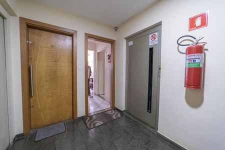 Apartamento à venda com 48m², 2 quartos e 1 vaga Apartamento à venda com 48m², 2 quartos e 1 vagaÁrea comum