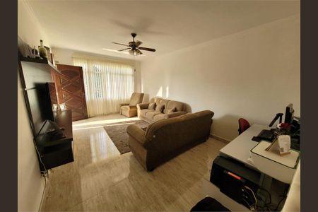 Casa à venda com 2 quartos, 178m² em Vila Boacava, São Paulo