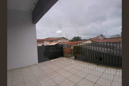 Casa à venda com 158m², 3 quartos e sem vaga