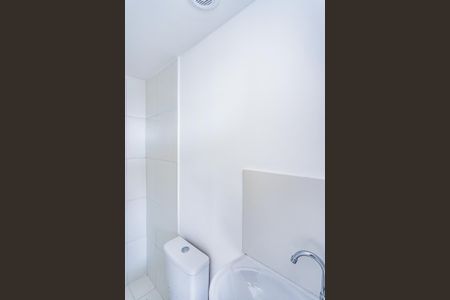 Banheiro de apartamento para alugar com 1 quarto, 18m² em Freguesia do Ó, São Paulo