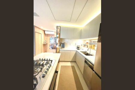 Apartamento à venda com 105m², 4 quartos e 2 vagas Apartamento à venda com 105m², 4 quartos e 2 vagasFoto 08