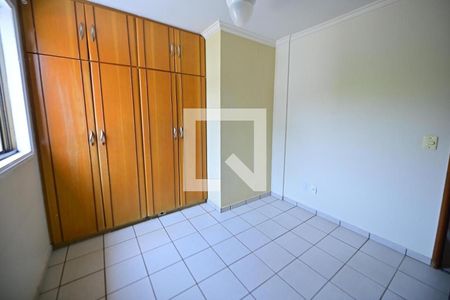 Casa de condomínio à venda com 170m², 3 quartos e 2 vagasQuarto