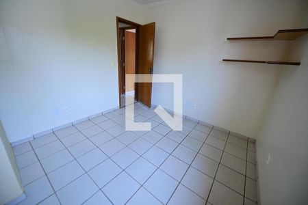 Casa de condomínio à venda com 170m², 3 quartos e 2 vagasQuarto