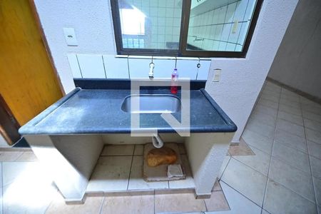 Casa de condomínio à venda com 170m², 3 quartos e 2 vagasÁrea de Serviço