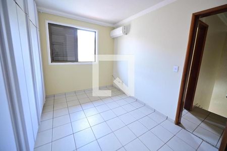 Casa de condomínio à venda com 170m², 3 quartos e 2 vagasQuarto