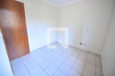 Casa de condomínio à venda com 170m², 3 quartos e 2 vagasQuarto