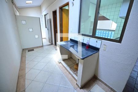 Casa de condomínio à venda com 170m², 3 quartos e 2 vagasÁrea de Serviço
