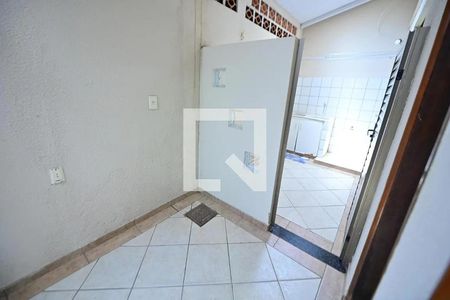 Casa de condomínio à venda com 170m², 3 quartos e 2 vagasÁrea de Serviço