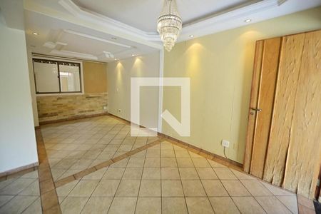 Sala de casa de condomínio à venda com 3 quartos, 170m² em Setor Bueno, Goiânia