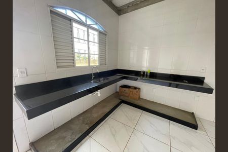 Cozinha e Área de Serviço de casa à venda com 2 quartos, 276m² em Tropical, Contagem