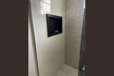 Banheiro Social de casa à venda com 2 quartos, 276m² em Tropical, Contagem