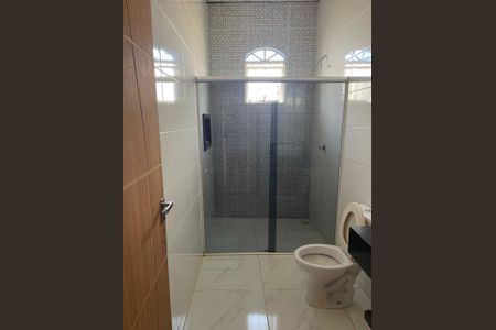 Banheiro Social de casa à venda com 2 quartos, 276m² em Tropical, Contagem