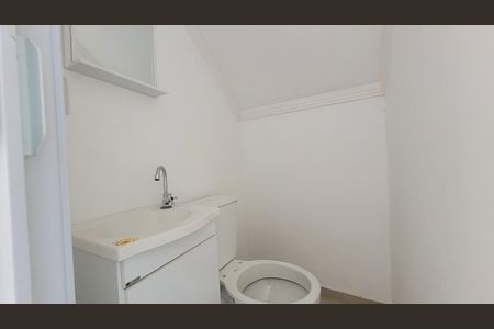 Casa para alugar com 80m², 2 quartos e 2 vagas Casa para alugar com 80m², 2 quartos e 2 vagasLavabo