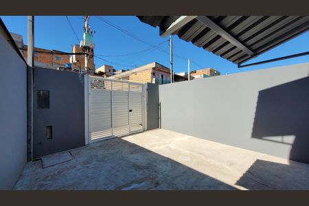 Casa para alugar com 80m², 2 quartos e 2 vagas Casa para alugar com 80m², 2 quartos e 2 vagasGaragem