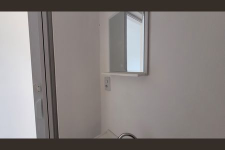Casa para alugar com 80m², 2 quartos e 2 vagas Casa para alugar com 80m², 2 quartos e 2 vagasLavabo