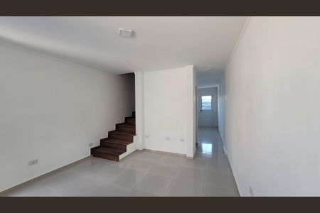 Casa para alugar com 80m², 2 quartos e 2 vagas Casa para alugar com 80m², 2 quartos e 2 vagasSala