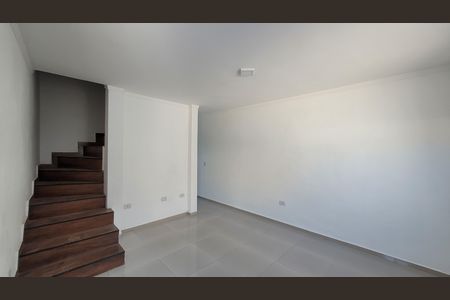 Sala de casa para alugar com 2 quartos, 80m² em Vila Ferlopolis, Itaquaquecetuba