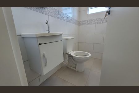 Casa para alugar com 80m², 2 quartos e 2 vagas Casa para alugar com 80m², 2 quartos e 2 vagasBanheiro Suite 02