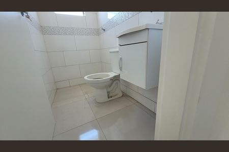 Casa para alugar com 80m², 2 quartos e 2 vagas Casa para alugar com 80m², 2 quartos e 2 vagasBanheiro Suite 01