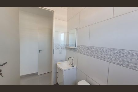 Casa para alugar com 80m², 2 quartos e 2 vagas Casa para alugar com 80m², 2 quartos e 2 vagasBanheiro Suite 02