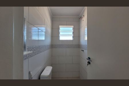 Casa para alugar com 80m², 2 quartos e 2 vagas Casa para alugar com 80m², 2 quartos e 2 vagasBanheiro Suite 02