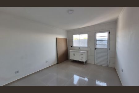 Casa para alugar com 80m², 2 quartos e 2 vagas Casa para alugar com 80m², 2 quartos e 2 vagasCozinha