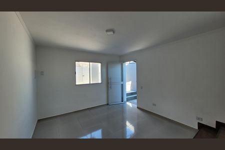 Sala de casa para alugar com 2 quartos, 80m² em Vila Ferlopolis, Itaquaquecetuba