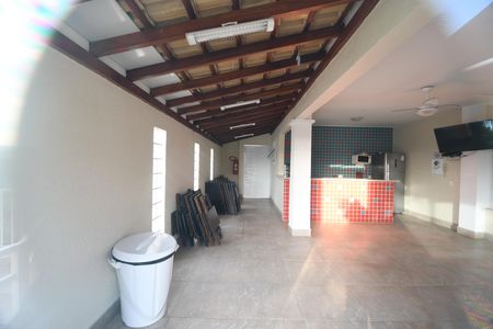 Casa de condomínio à venda com 100m², 3 quartos e 2 vagasÁrea comum - Salão de festas