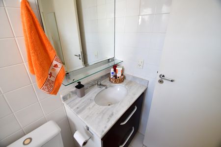 Casa de condomínio à venda com 100m², 3 quartos e 2 vagasBanheiro Social