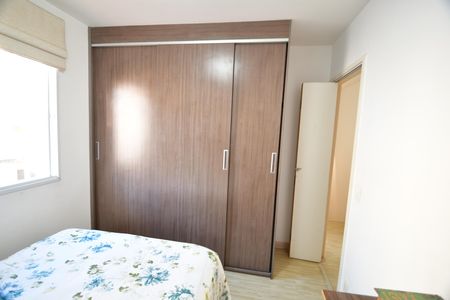 Casa de condomínio à venda com 100m², 3 quartos e 2 vagasQuarto 2