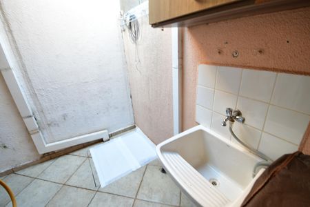 Casa de condomínio à venda com 100m², 3 quartos e 2 vagasÁrea de Serviço