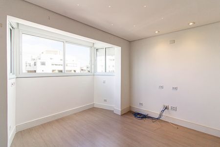 Apartamento à venda com 129m², 2 quartos e 2 vagasSuíte