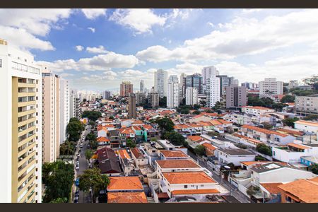 Vista de apartamento à venda com 2 quartos, 129m² em Lapa, São Paulo