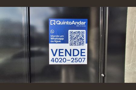 Casa à venda com 280m², 3 quartos e 2 vagas Casa à venda com 280m², 3 quartos e 2 vagasPlaquinha