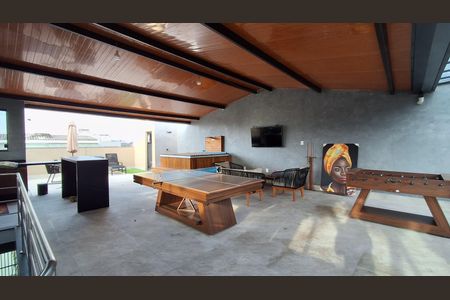 Casa à venda com 280m², 3 quartos e 2 vagas Casa à venda com 280m², 3 quartos e 2 vagasTerraço