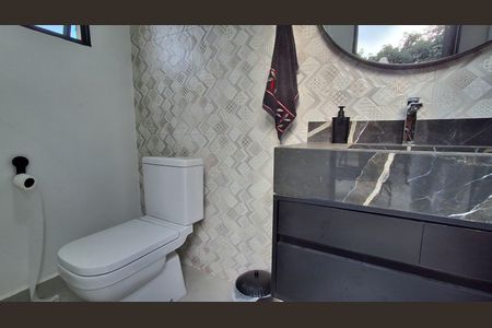 Casa à venda com 280m², 3 quartos e 2 vagas Casa à venda com 280m², 3 quartos e 2 vagasLavabo