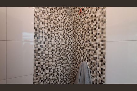 Casa à venda com 280m², 3 quartos e 2 vagas Casa à venda com 280m², 3 quartos e 2 vagasBanheiro Suíte