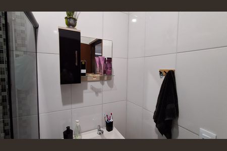 Casa à venda com 280m², 3 quartos e 2 vagas Casa à venda com 280m², 3 quartos e 2 vagasBanheiro Social