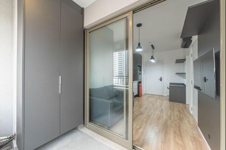 Apartamento para alugar com 34m², 1 quarto e sem vaga Apartamento para alugar com 34m², 1 quarto e sem vagaVaranda
