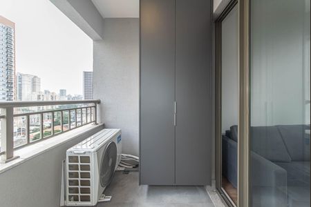 Apartamento para alugar com 34m², 1 quarto e sem vaga Apartamento para alugar com 34m², 1 quarto e sem vagaVaranda