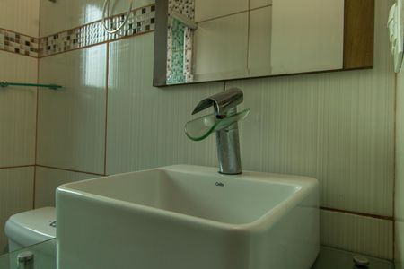 Apartamento para alugar com 56m², 2 quartos e 1 vagaBanheiro - torneira