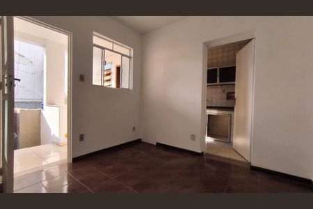 Sala de apartamento para alugar com 2 quartos, 110m² em Concórdia, Belo Horizonte