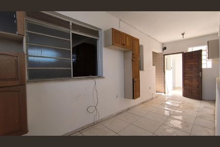 Cozinha de apartamento para alugar com 2 quartos, 110m² em Concórdia, Belo Horizonte