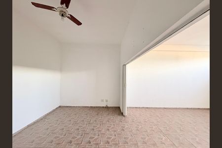 Casa à venda com 164m², 2 quartos e 2 vagasGaragem