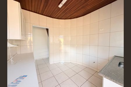 Casa à venda com 164m², 2 quartos e 2 vagasCozinha