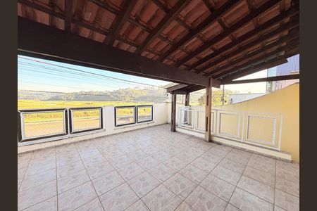 Sacada de casa à venda com 2 quartos, 164m² em Parque Sao Luiz, Jundiaí