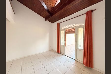 Sala de casa à venda com 2 quartos, 164m² em Parque Sao Luiz, Jundiaí