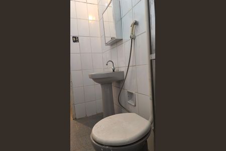 Apartamento para alugar com 130m², 2 quartos e sem vagaBanheiro