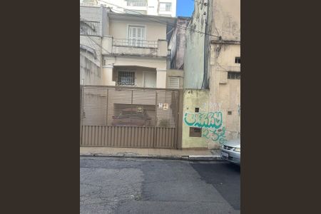 Casa à venda com 80m², 3 quartos e 1 vaga Casa à venda com 80m², 3 quartos e 1 vagaFachada