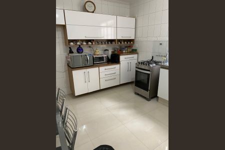 Cozinha de casa à venda com 3 quartos, 80m² em Maranhão, São Paulo